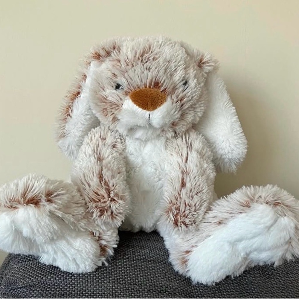 Melissa & Doug burrow bunny Easter NWT